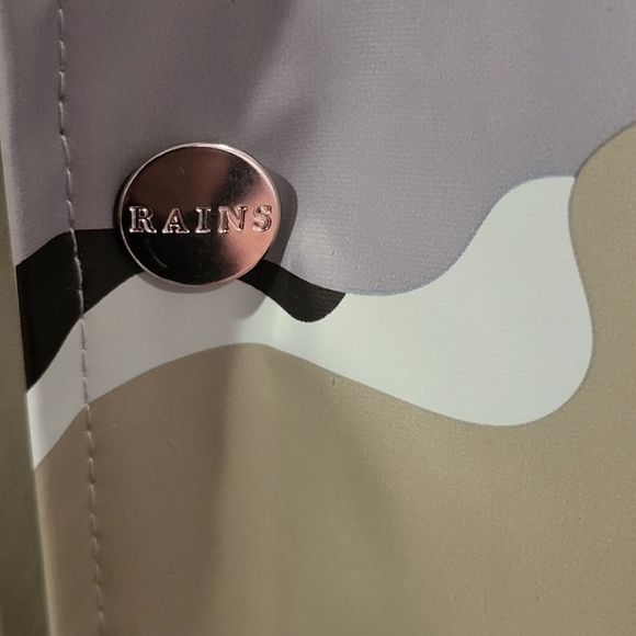 RAINS AOP Coach Jacket Sea Camo - UNISEX - Picture 4 of 8